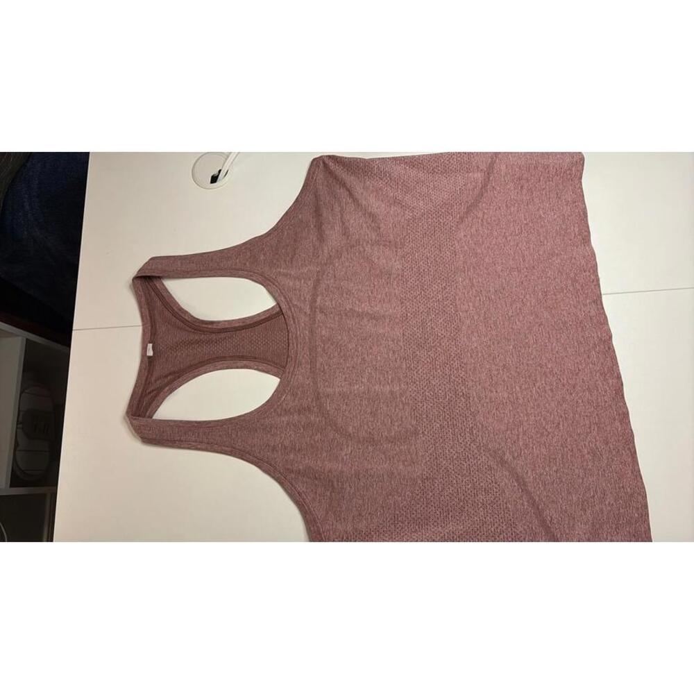 W03) Lululemon Women's Racerback Tank Top Size Medium